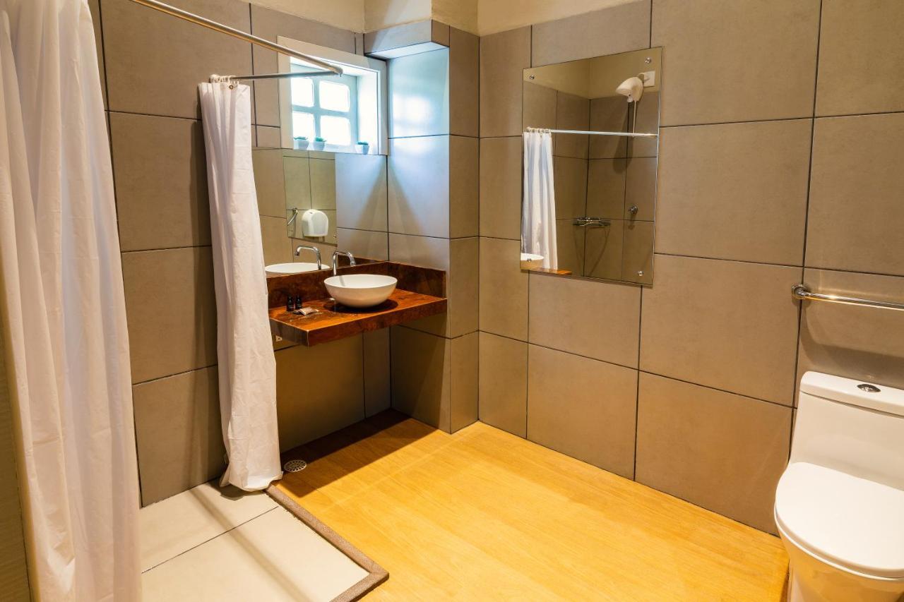 Hello Hostel Грамаду Екстериор снимка