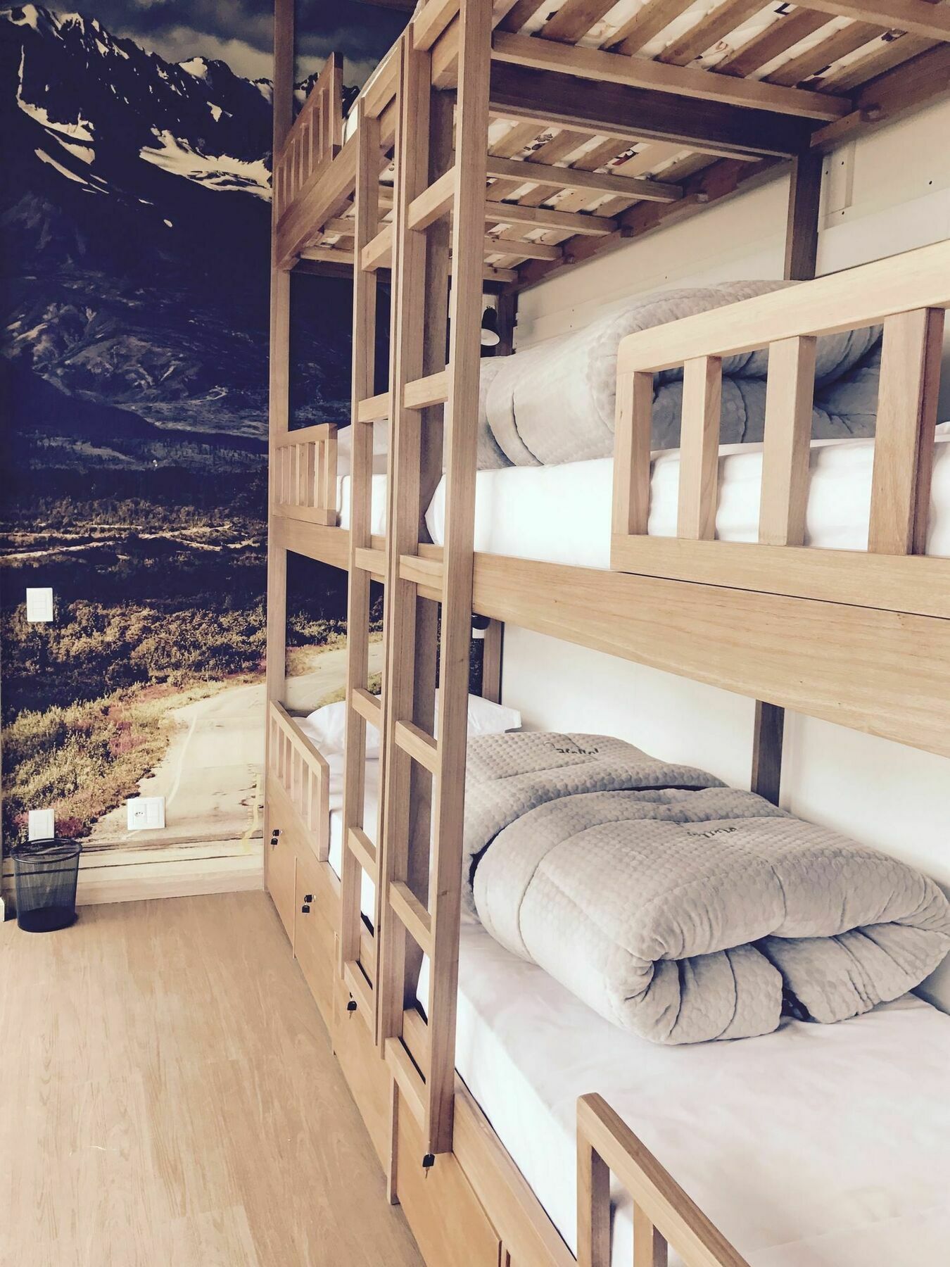 Hello Hostel Грамаду Екстериор снимка