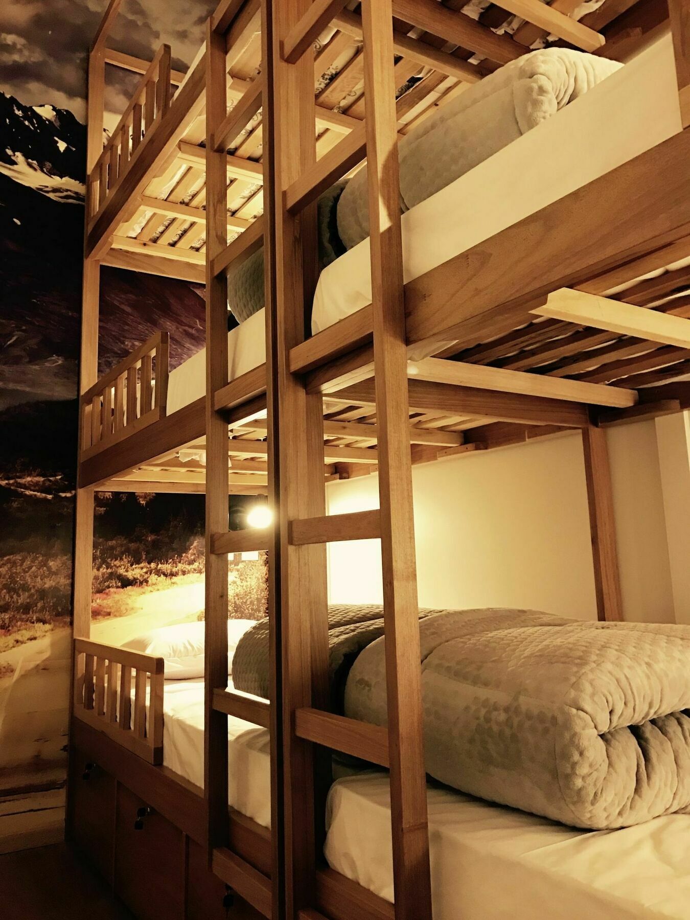 Hello Hostel Грамаду Екстериор снимка